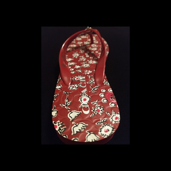 Coach Women's Red Abbigail Flip Flops NWOT - Picture 4 of 6
